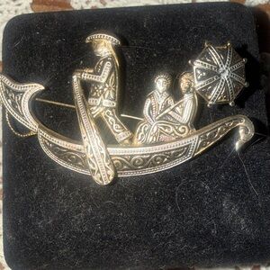 Damascene Gondolier Marked SPAIN Brooch Excellent Condition!